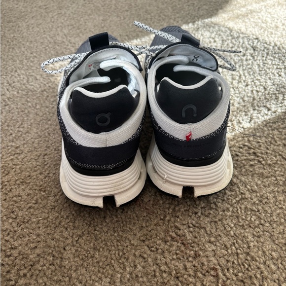 2 pairs of On Cloud Cloud Novas - Picture 3 of 12